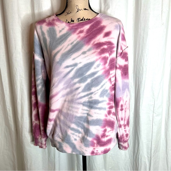 Knox Rose Tops - 💚Knox Rose tie-dyed sweatshirt